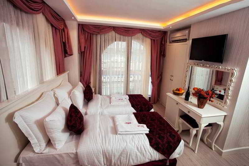 Dream Bosphorus Hotel Istanbul Exterior photo