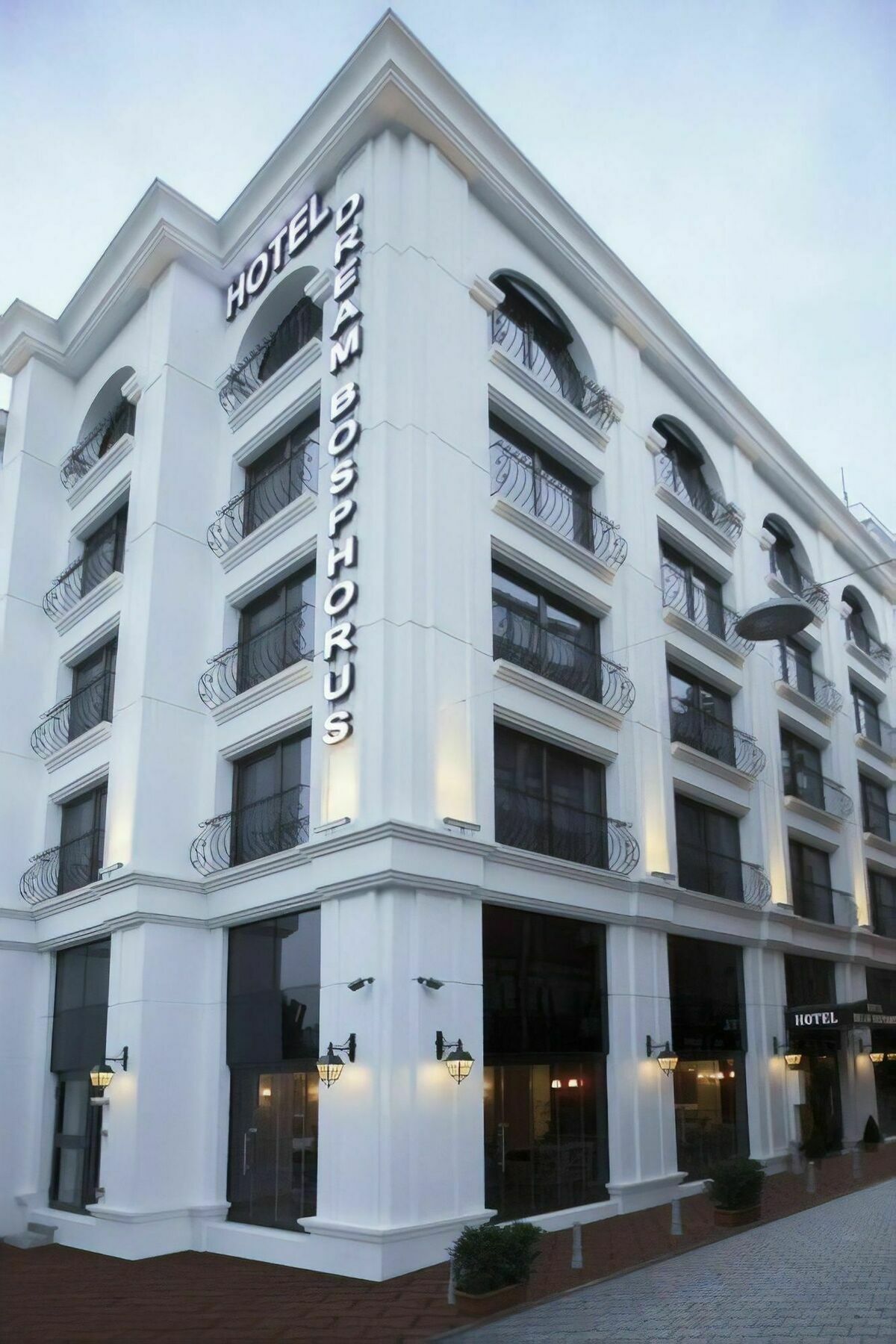 Dream Bosphorus Hotel Istanbul Exterior photo